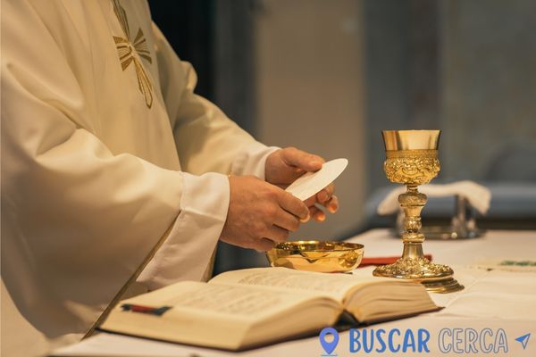 Encuentra una misa catolica en español cerca de mi