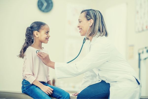 Encuentra pediatras cerca de mi en USA. 4 Pediatras que hablen español cerca de mi