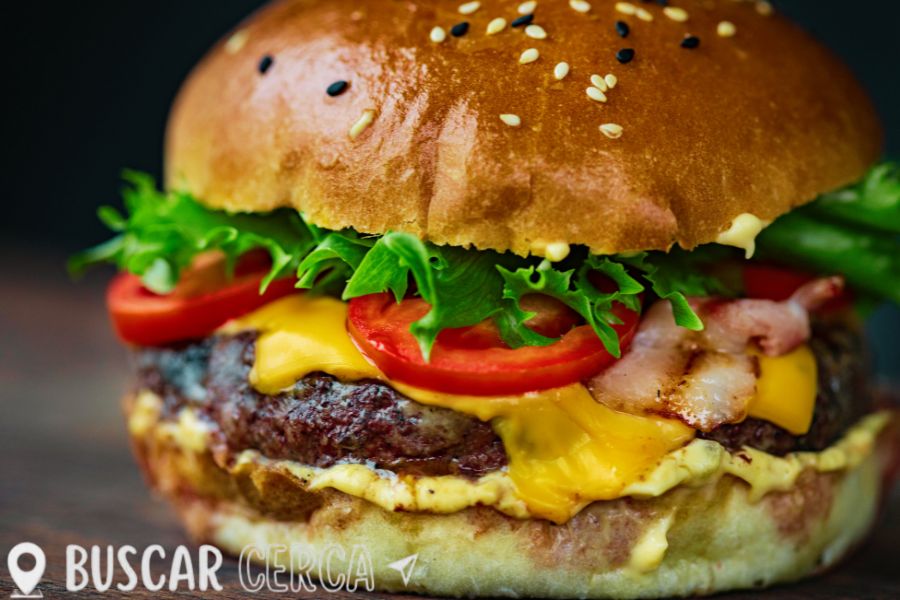¡Encuentra hamburguesas cerca de mi en Estados Unidos! 3 hamburguesas cerca de mi en establecimientos de comida rápida